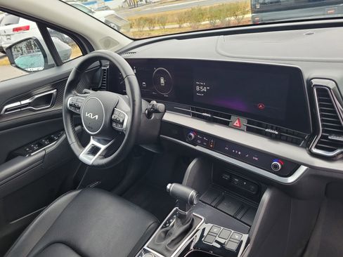 Certified 2023 Kia Sportage SX image 8