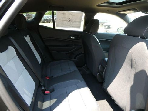 New 2026 Chevrolet Trax RS w/ Sunroof Package FWD image 11
