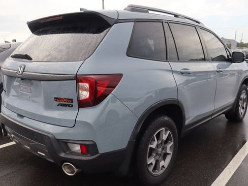 Used 2022 Honda Passport TrailSport image 2