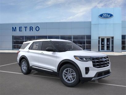 Used 2025 Ford Explorer Active