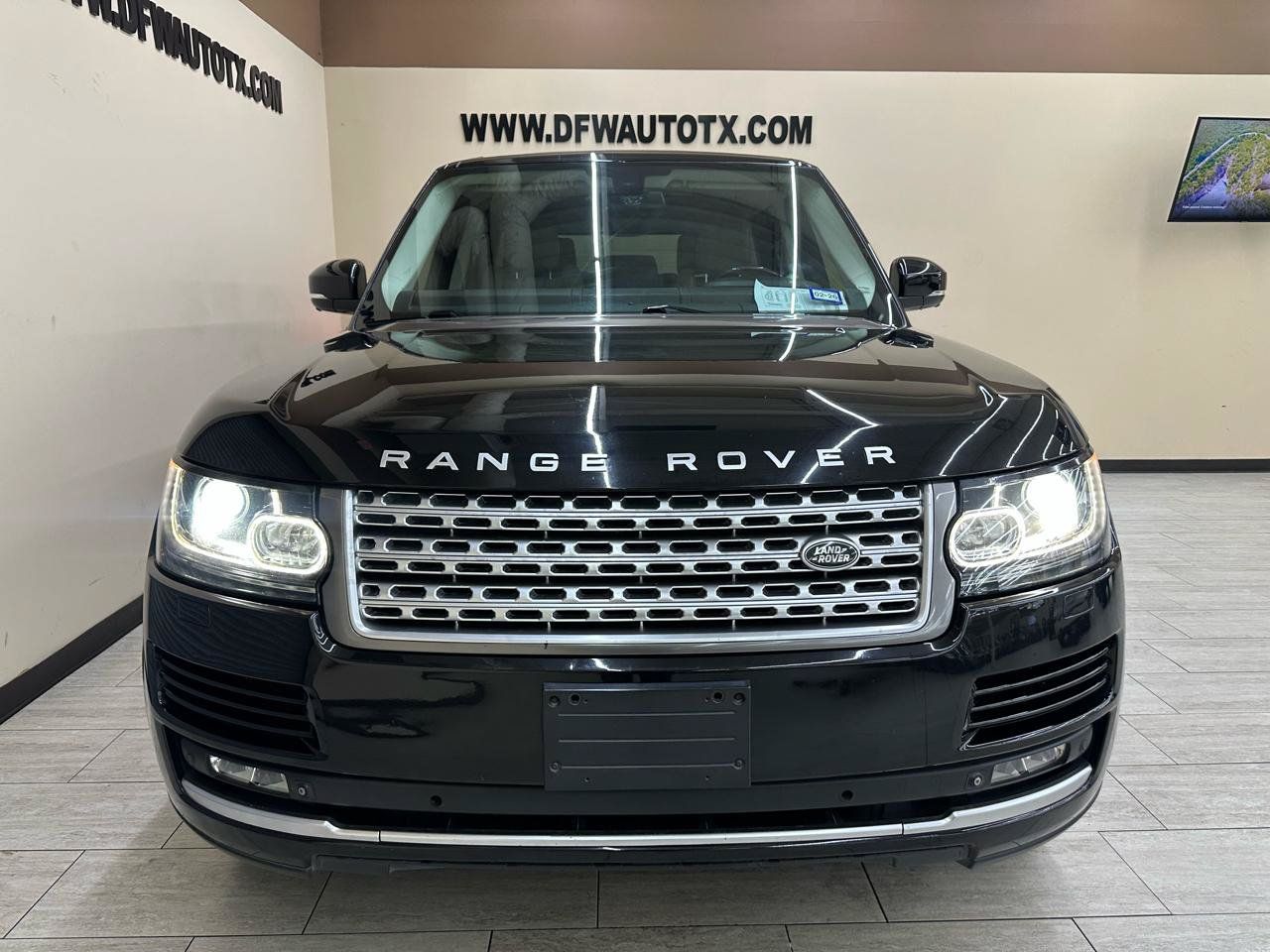 Used 2014 Land Rover Range Rover HSE AWD/4WD image 3
