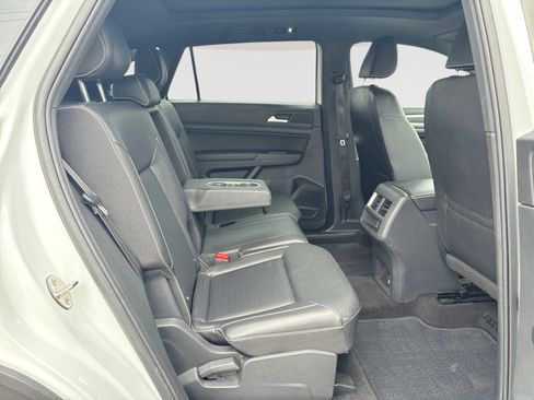 Used 2020 Volkswagen Atlas Cross Sport SEL image 27