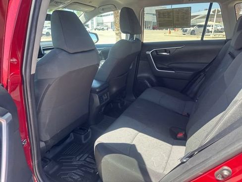 Used 2023 Toyota RAV4 XLE FWD image 18
