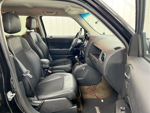Used 2017 Jeep Patriot Sport w/ Power Value Group image 19