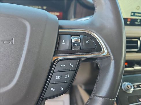 Used 2023 Lincoln Nautilus Reserve w/ Equipment Group 201A image 26