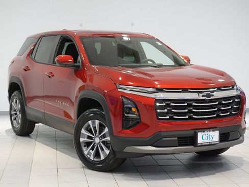 New 2026 Chevrolet Equinox LT image 3