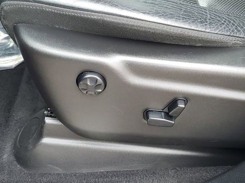 Used 2019 Jeep Grand Cherokee Limited w/ Luxury Group II image 7