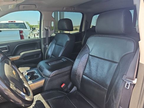 Used 2017 Chevrolet Silverado 1500 LTZ w/ Sport Package AWD/4WD image 11