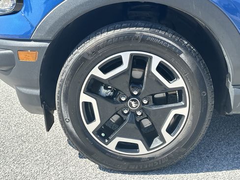 Used 2024 Ford Bronco Sport Outer Banks w/ Tech Package image 11