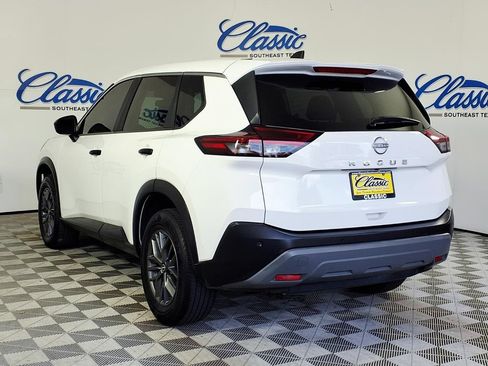 Used 2023 Nissan Rogue S FWD image 2