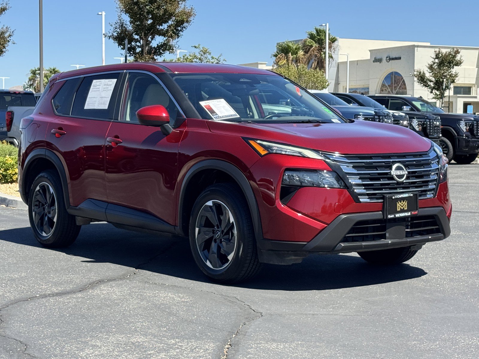 Used 2025 Nissan Rogue SV AWD/4WD image 1