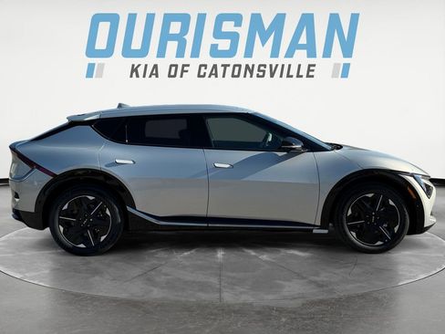 New 2025 Kia EV6 Wind image 7