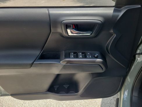 Used 2023 Toyota Tacoma TRD Sport RWD image 13