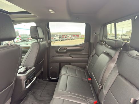 Used 2023 GMC Sierra 1500 Elevation w/ Elevation Premium Package AWD/4WD image 34