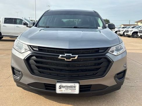 Used 2020 Chevrolet Traverse LS w/ LPO, Blackout Package FWD image 8
