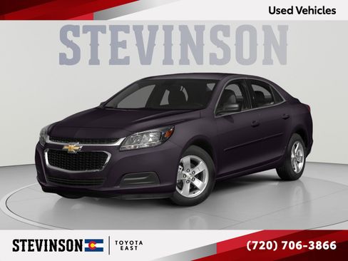 Used 2015 Chevrolet Malibu LT FWD image 1