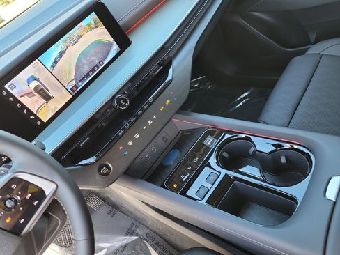 New 2026 Nissan Murano Platinum image 36