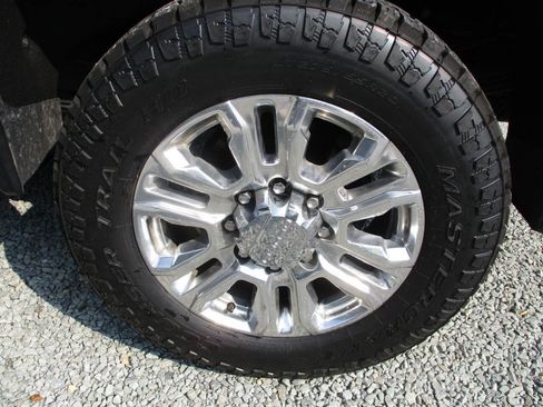 Used 2022 GMC Sierra 3500 Denali w/ Denali Ultimate Package AWD/4WD image 43