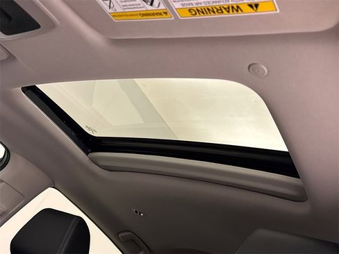 New 2026 Honda HR-V EX-L image 15