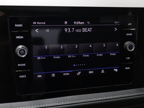 New 2026 Volkswagen Taos SE image 8