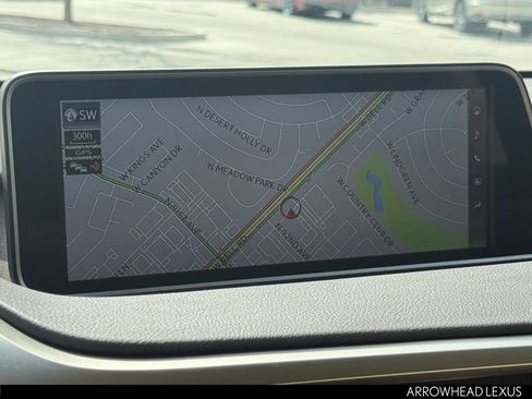 Used 2018 Lexus RX 450h AWD w/ Premium Package image 18