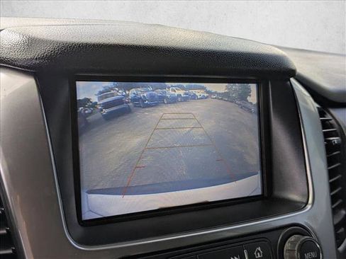 Used 2020 Chevrolet Suburban LT AWD/4WD image 11
