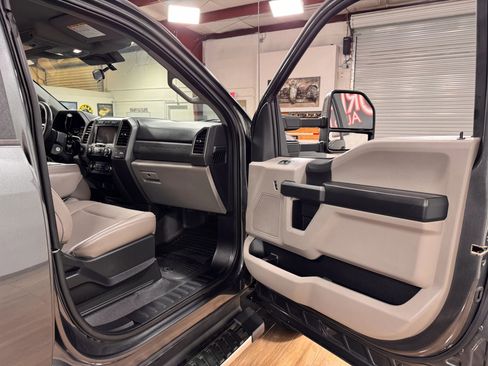 Used 2020 Ford F450 XL w/ STX Appearance Package AWD/4WD image 18