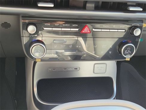 New 2026 Hyundai Ioniq 9 SEL image 10