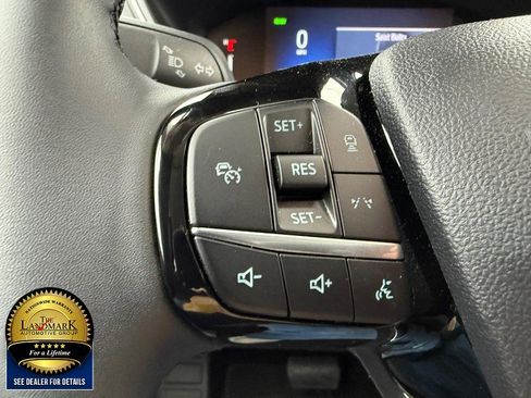 Used 2024 Ford Escape SE image 10