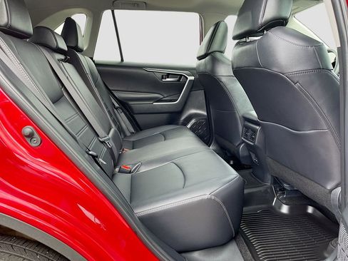 Used 2025 Toyota RAV4 XLE Premium w/ Weather Package AWD/4WD image 25