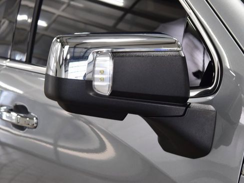 Used 2024 GMC Sierra 1500 Denali w/ Technology Package image 18