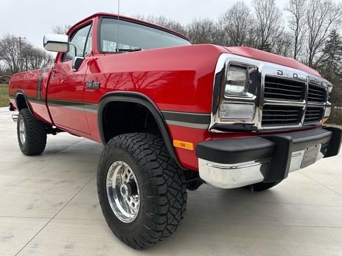 Used 1993 Dodge D/W Truck 250 image 4