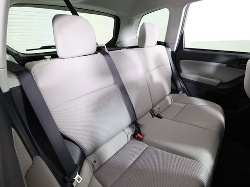 Used 2017 Subaru Forester 2.5i w/ Alloy Wheel Package image 20