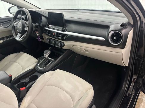 Used 2023 Kia Forte LXS w/ LXS Technology Package image 36