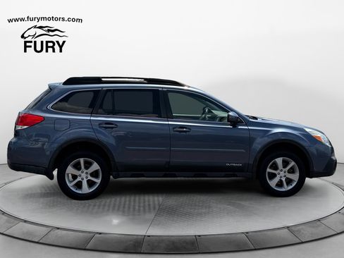 Used 2014 Subaru Outback 3.6R Limited AWD/4WD image 2