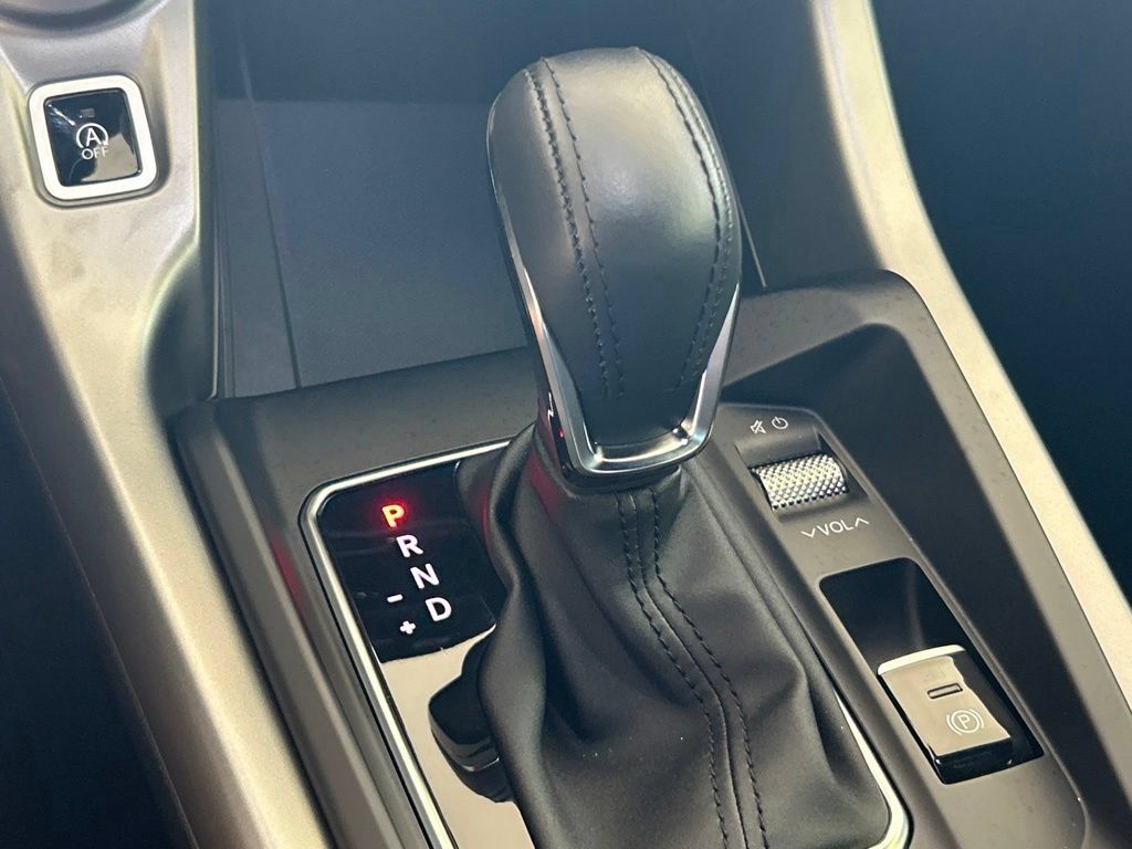 Used 2024 Dodge Hornet GT w/ GT Blacktop Package AWD/4WD image 9