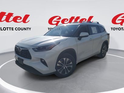 Used 2021 Toyota Highlander XLE