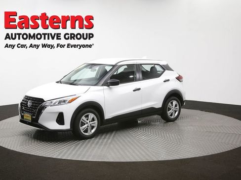 Used 2024 Nissan Kicks S image 56