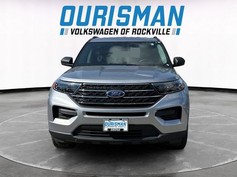 Used 2023 Ford Explorer XLT image 8