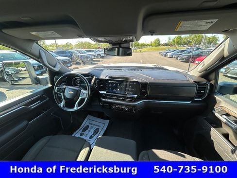 Used 2025 Chevrolet Silverado 2500 LT w/ Safety Package AWD/4WD image 27