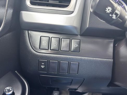 Used 2018 Toyota Highlander XLE FWD image 20
