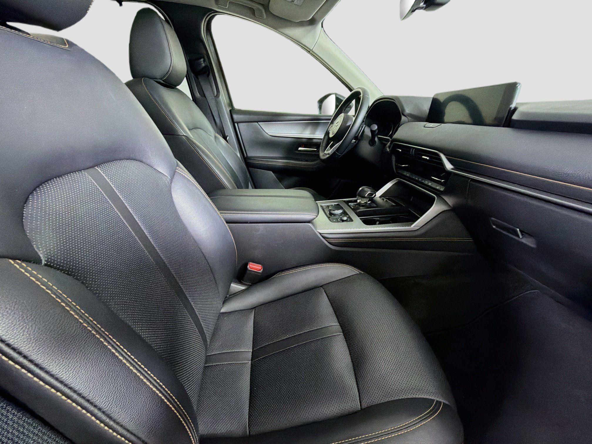 Used 2025 MAZDA CX-90 3.3 Turbo w/ Preferred Package AWD/4WD image 32