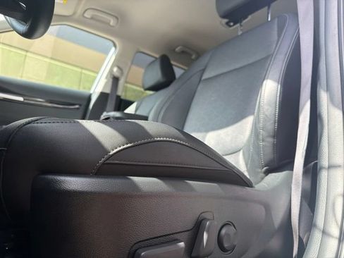 Used 2025 Kia Seltos EX FWD image 5