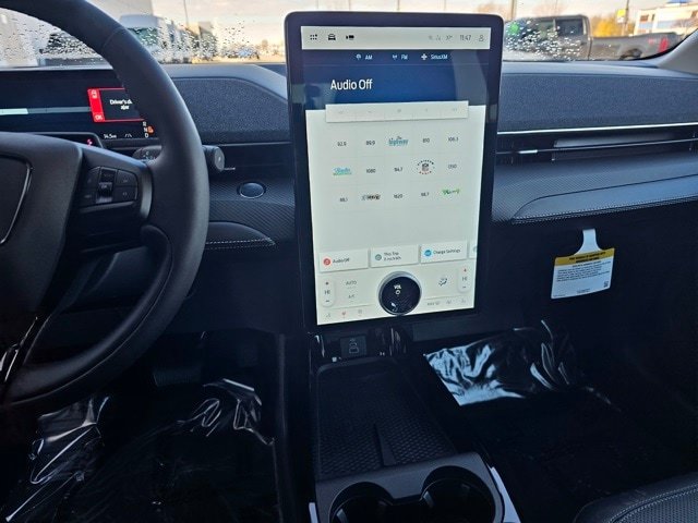 New 2025 Ford Mustang Mach-E Premium AWD/4WD image 18