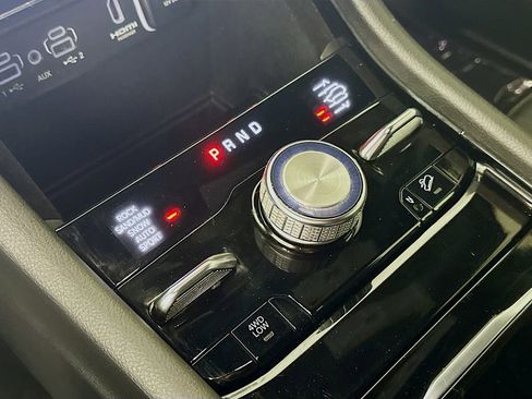 Certified 2023 Jeep Grand Cherokee Overland image 26