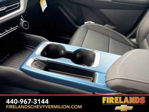 New 2026 Chevrolet Equinox EV LT image 29