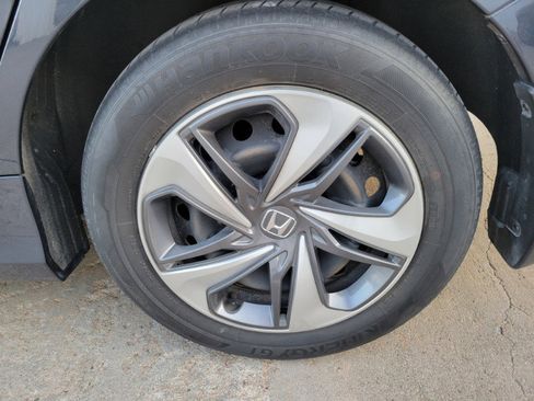 Used 2019 Honda Civic LX image 39