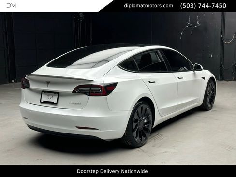 Used 2021 Tesla Model 3 Performance image 6