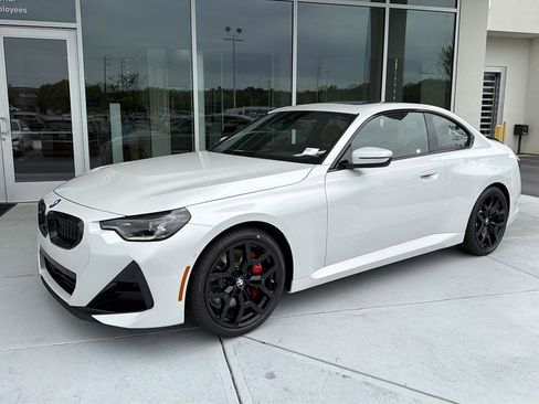 New 2026 BMW 230i Coupe w/ Premium Package RWD image 2