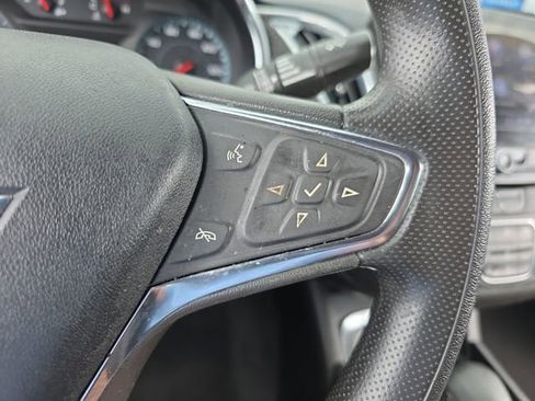 Used 2021 Chevrolet Malibu LT image 20